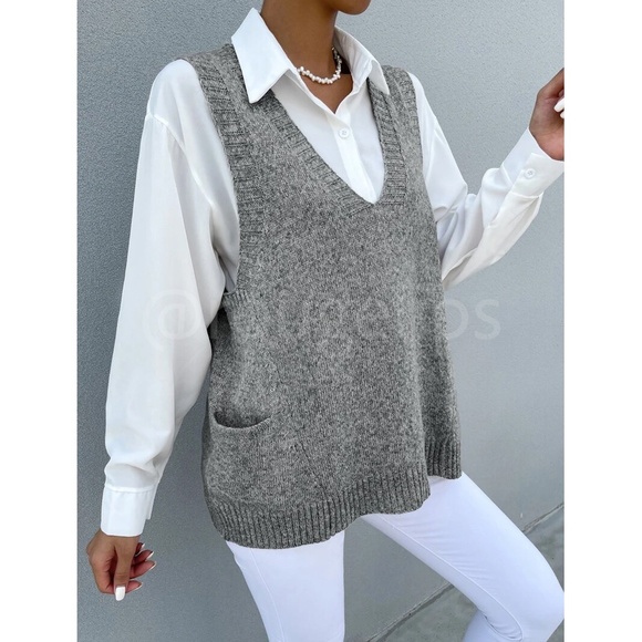 Marled Knit Oversized Sweater Vest Grey V-Neck Front Pockets - Picture 3 of 8